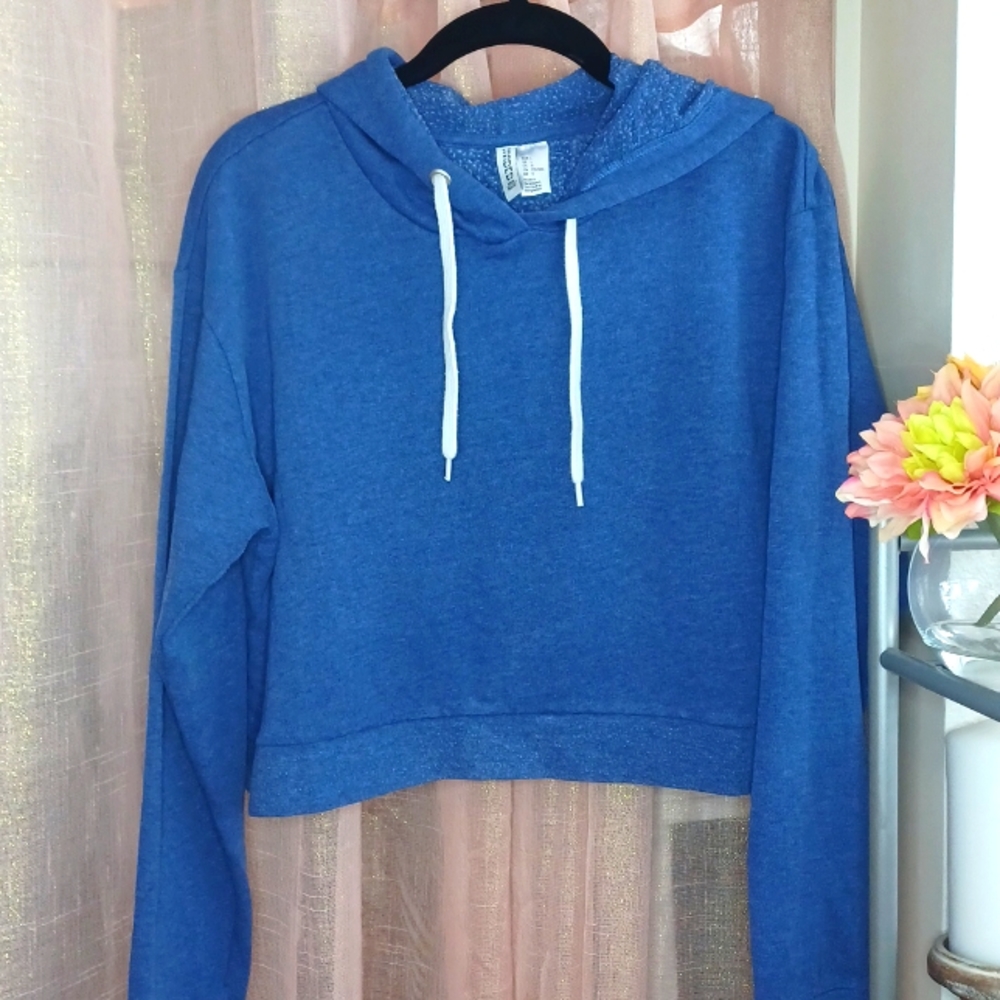 DIVIDED Blue Longsleeve Cropped Hoodie